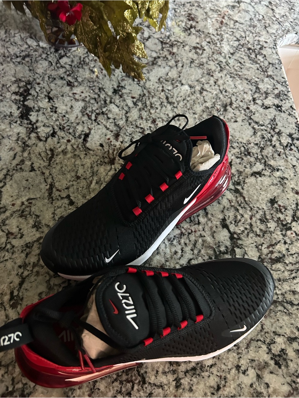 Nike Men's Black and Red Athletic Running Shoes